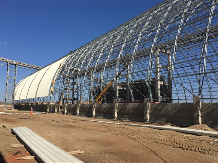 扎兰屯钢结构厂房